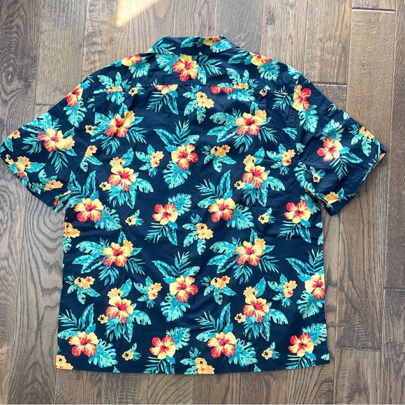 NWT Original Penguin Men’s Floral Graphic Shirt, size Large. Tropical button up. - Picture 3 of 14